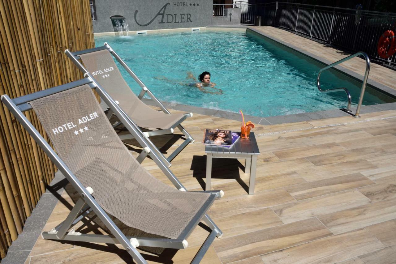 Hotel Adler Alassio Exterior foto
