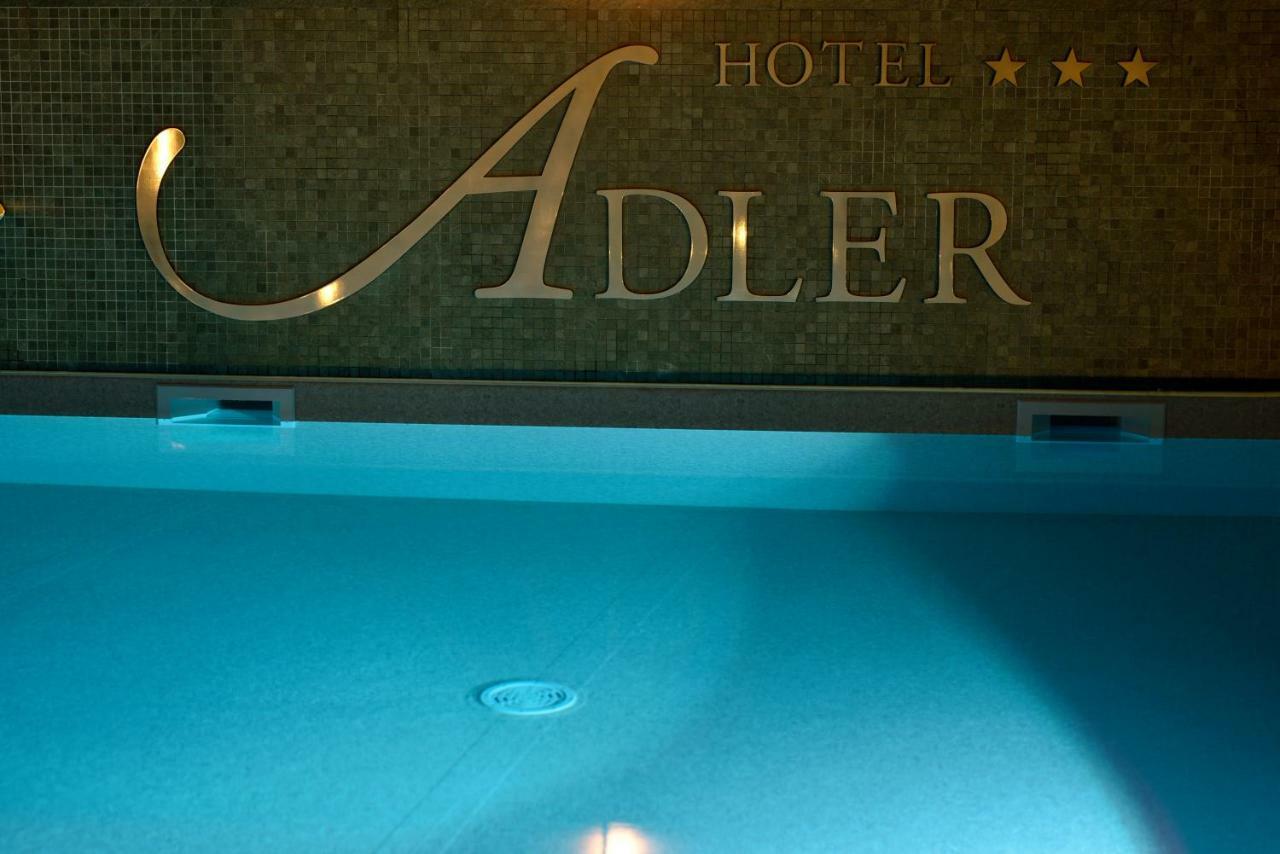 Hotel Adler Alassio Exterior foto